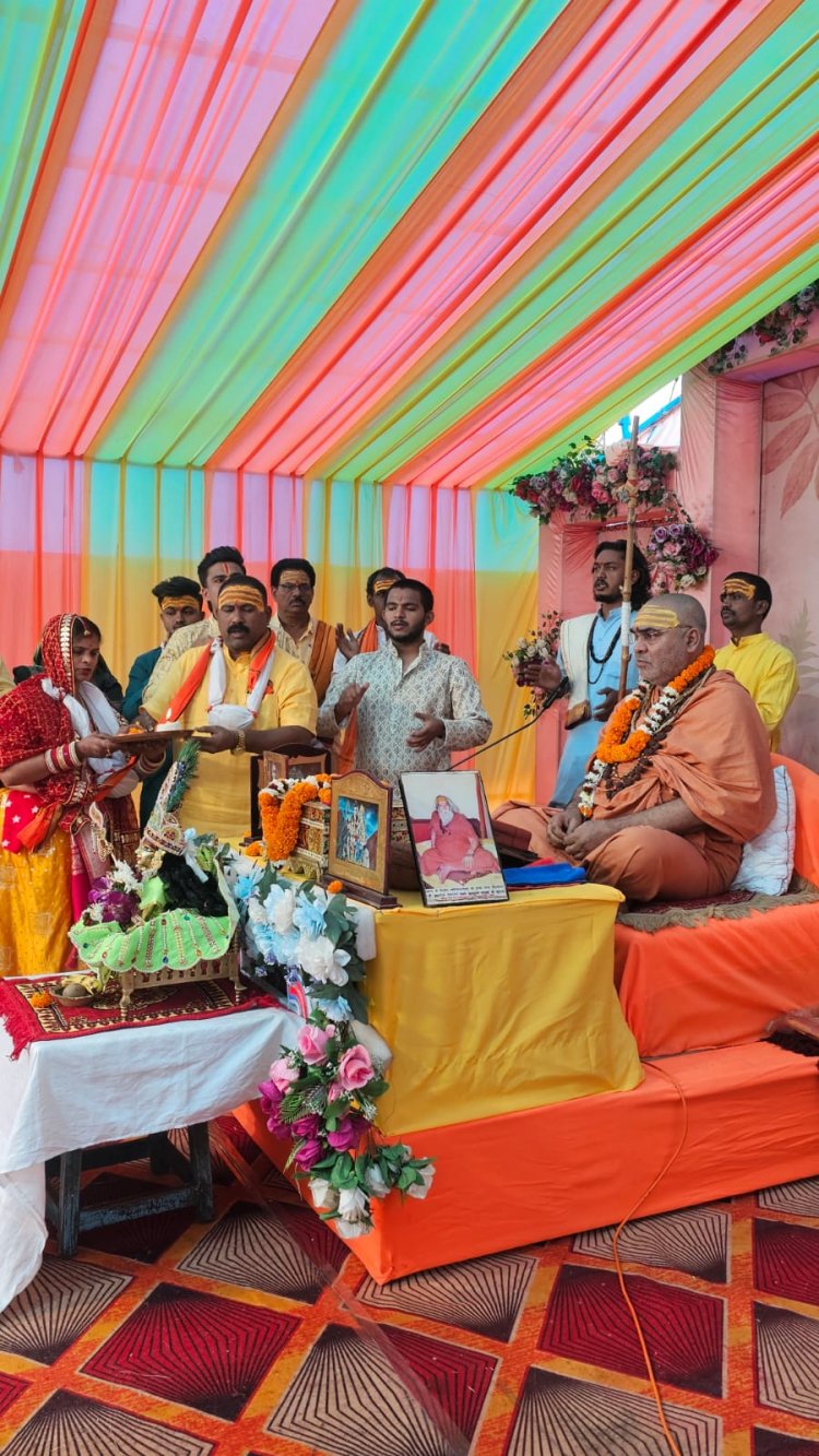 हिरण्याक्ष लोभ की संग्रह वृत्ति का प्रतीक : इंदुभवानंद तीर्थ महाराज