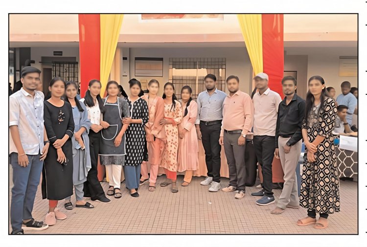 किरंदुल में अलका चंद्राकर की मनमोहक प्रस्तुति से श्रोता हुए मंत्रमुग्ध