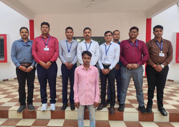 गूगल में किया था सर्च स्टेट बैंक का एटीएम कार्ड कैसे बनाए, खाते से पार हुए थे 8 लाख,पश्चिम बंगाल से आरोपी गिरफ्तार