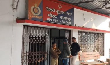 आरपीएफ़ हेड कांस्टेबल ने की ताबड़तोड़ फायरिंग,साथी हेड कांस्टेबल की मौके पर मौत