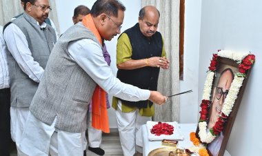 मुख्यमंत्री विष्णुदेव साय ने स्व. कुशाभाऊ ठाकरे को पुण्यतिथि पर दी श्रद्धांजलि