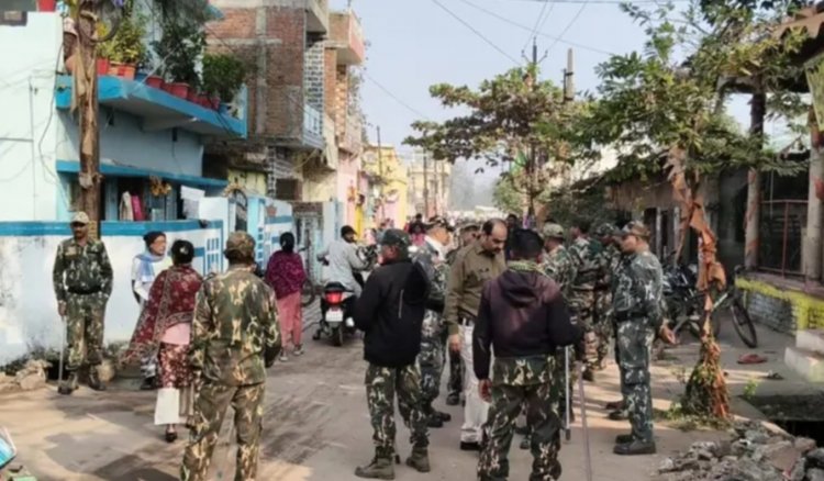 CG Breaking : प्रशासन की बड़ी कार्रवाई,गोलीकांड के मुख्य आरोपी के मकान पर चला बुलडोजर