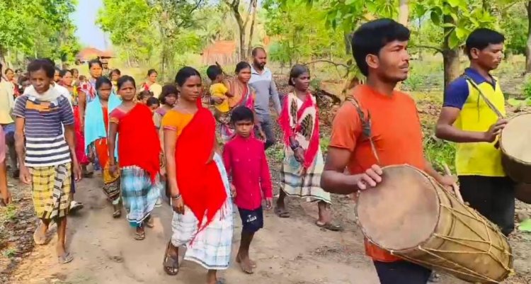 बस्तर के सुदूर वनांचल में संचार क्रांति का नया सवेरा : मोबाइल नेटवर्क पहुंचते ही झूम उठे ग्रामीण,सीएम साय ने कहा-विश्वास,बदलाव और नई संभावनाओं के युग का आरंभ