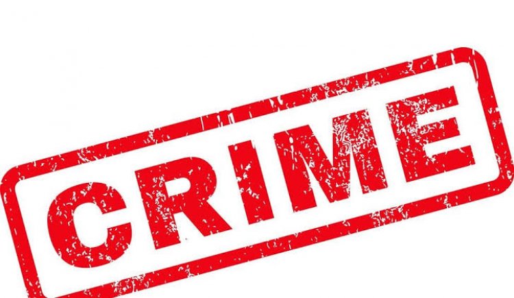 चरित्र संदेह में पति ने पत्नी पर किया धारदार हथियार से जानलेवा हमला