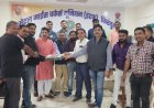 नव वर्ष पर इंटक ने निभाई परंपरा,900 श्रमिकों को वितरित किए वार्षिक उपहार