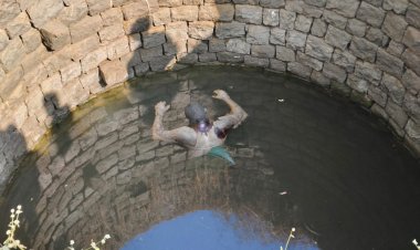 Raipur Crime : कुएं से मिला बुजुर्ग का शव,पैर में बंधा था पत्थर, जांच में जुटी पुलिस