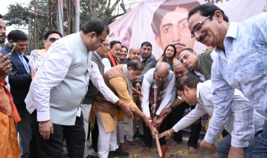 विन्ध्येश्वर महादेव मंदिर में भव्य रुद्राभिषेक : उत्तर विधायक पुरंदर मिश्रा ने की 10 लाख रुपए की घोषणा