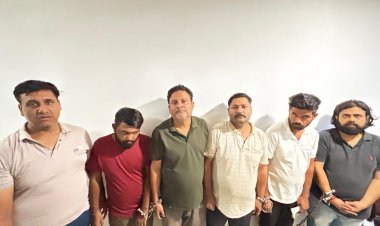 T-20 वर्ल्ड कप से पहले बड़ी कार्रवाई : रायपुर में ऑनलाइन सट्टा गिरोह का भंडाफोड़, 37.50 लाख कैश- कुल 92.50 लाख की संपत्ति जब्त