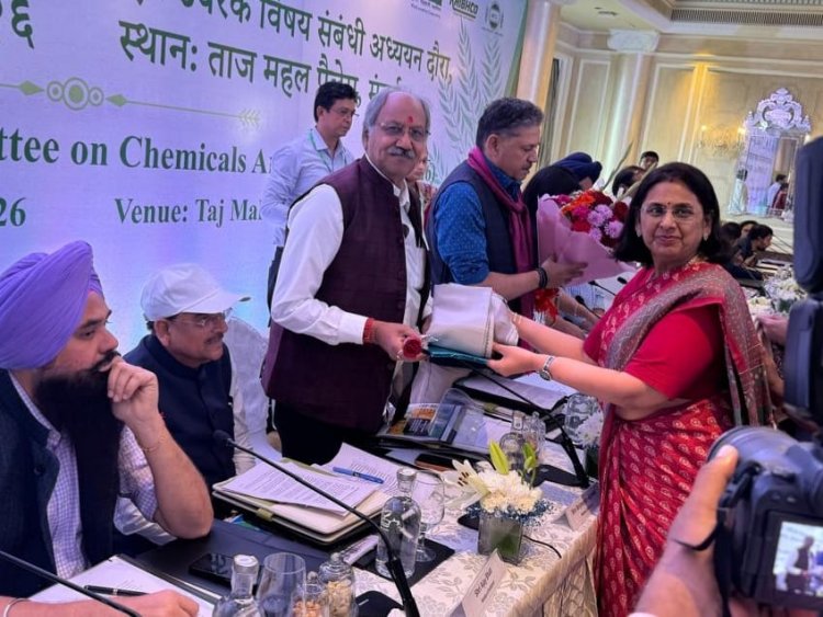 उर्वरक समिति की मुंबई बैठक : सांसद बृजमोहन अग्रवाल ने उठाया छत्तीसगढ़ में उर्वरक एवं रसायन निवेश का मुद्दा