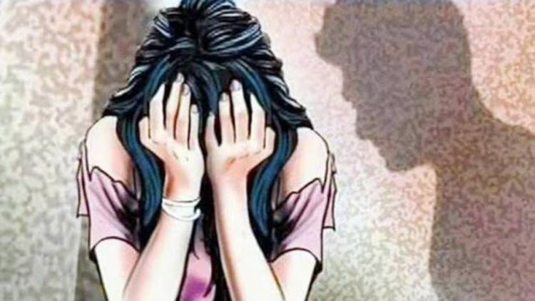 कांकेर : पानी पीने के बहाने घर में घुसा 52 साल का अधेड़, नाबालिग को कमरे में खींचकर किया रेप