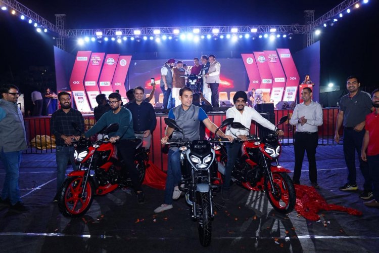 एक्सपो में 3 हजार से 12 लाख तक की छूट मिलने से 9 दिन में बिक गए 15,600 से ज्यादा वाहन