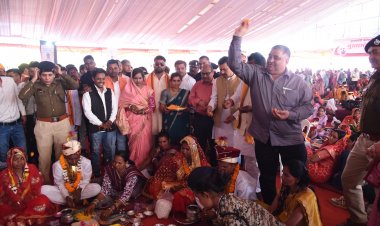 मंत्री राजेश अग्रवाल ने नवदंपतियों को सुखद एवं खुशहाल वैवाहिक जीवन की दी शुभकामनाएं