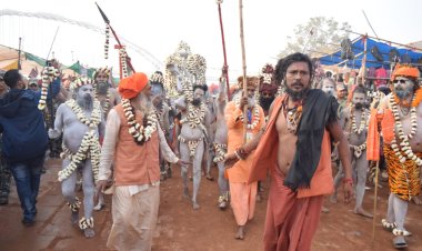 राजिम कुंभ कल्प : महाशिवरात्रि पर निकली नागा साधुओं सहित विभिन्न अखाड़ों की भव्य शोभायात्रा