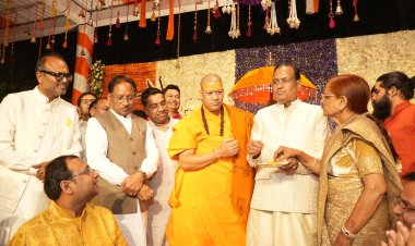 स्वर्णभूमि में उमड़ा श्रद्धा और शुभकामनाओं का सैलाब : स्वामी कैलाशानंद का जन्मदिवस और अग्रवाल दम्पति की वैवाहिक वर्षगांठ बनी यादगार