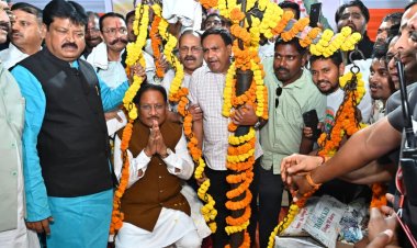 मुख्यमंत्री के जन्मोत्सव पर शुभेच्छुओं का सैलाब,निवास पर दिखा उत्साह का माहौल