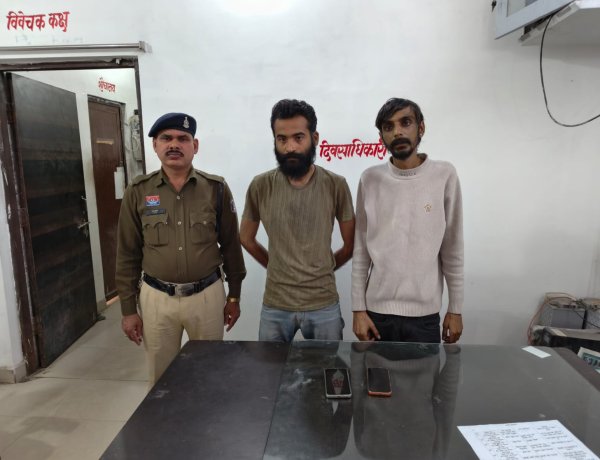 रायपुर में ऑनलाइन क्रिकेट सट्टा चलाते 2 आरोपी गिरफ्तार, 1.70 लाख का माल जब्त