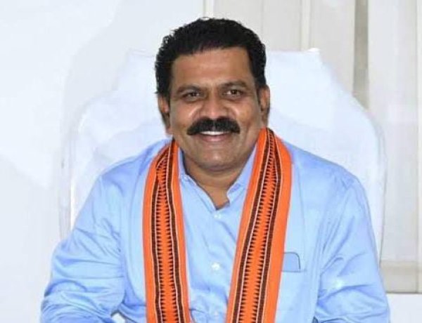 बस्तर की खुशहाली और नक्सल मुक्त छत्तीसगढ़ को समर्पित बजट : विजय शर्मा