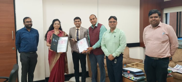 इण्डियन ओवरसीज बैंक और छत्तीसगढ़ सरकार के बीच हुआ एमओयू