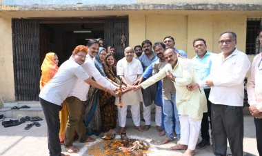 उत्तर विधानसभा क्षेत्र के विधायक पुरंदर मिश्रा ने किया लोधी पारा, पंडरी में अतिरिक्त लोधी भवन निर्माण हेतु भूमि पूजन