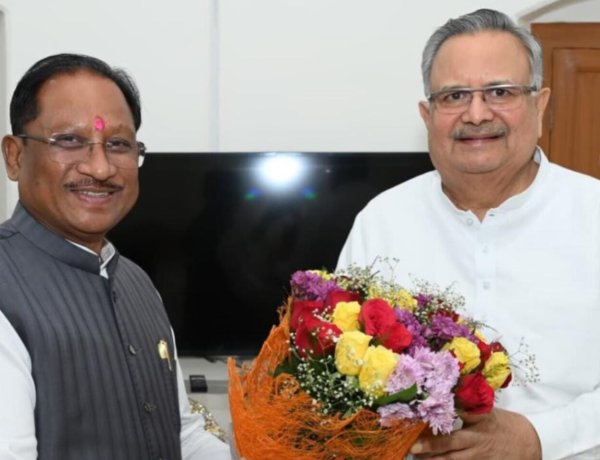 मुख्यमंत्री विष्णु देव साय ने विधानसभा अध्यक्ष डॉ. रमन सिंह के स्वास्थ्य की ली जानकारी