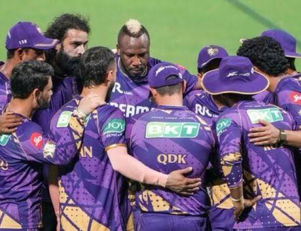 KKR में जिम्बाब्वे के 'तूफान' की एंट्री: किंग खान की टीम ने इस घातक गेंदबाज को बनाया अपना नया हथियार