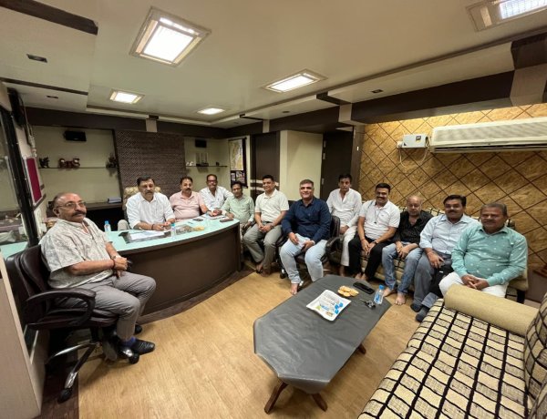 मालवाहक वाहनों के प्रतिबंध के संदर्भ में व्यापारियों का संयुक्त निरीक्षण, देंगे सुझाव : कैट