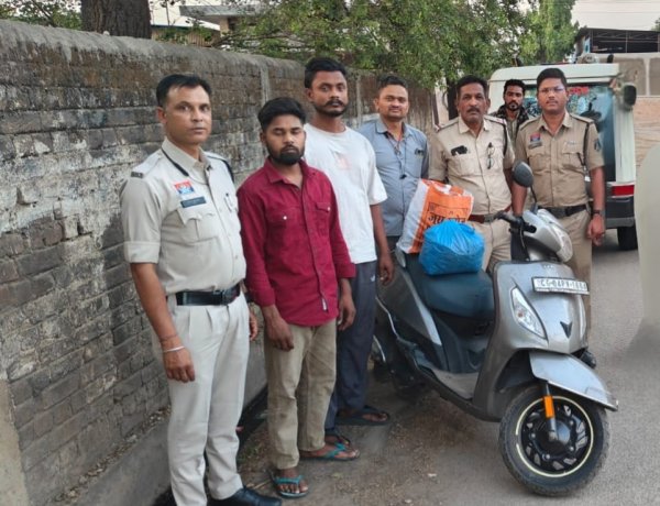 रायपुर पुलिस ने गांजा तस्करों को दबोचा,दो आरोपी गए जेल