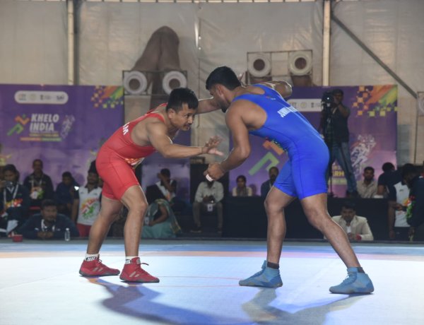 खेलो इंडिया ट्राइबल गेम्स :  सरगुजा में कुश्ती स्पर्धा की शानदार शुरुआत
