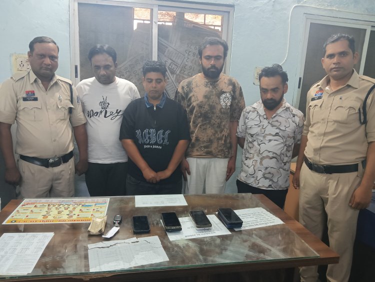 T-20 वर्ल्ड कप फाइनल में ऑनलाइन सट्टा : रायपुर में 6 सटोरिए गिरफ्तार, क्रेटा कार समेत 9.76 लाख का सामान जब्त