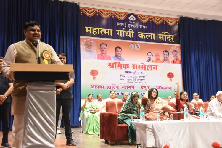 विभिन्न योजनाओं से श्रमिक परिवारों को मिल रही आर्थिक सहायता : मंत्री गजेंद्र यादव