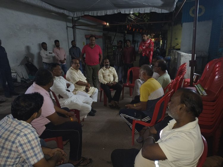 खल्लारी रोपवे दुर्घटना : आयुषी धावरे के निधन पर विधायक पुरंदर मिश्रा ने जताया शोक, परिजनों से मिलकर हर संभव सहायता का दिया आश्वासन