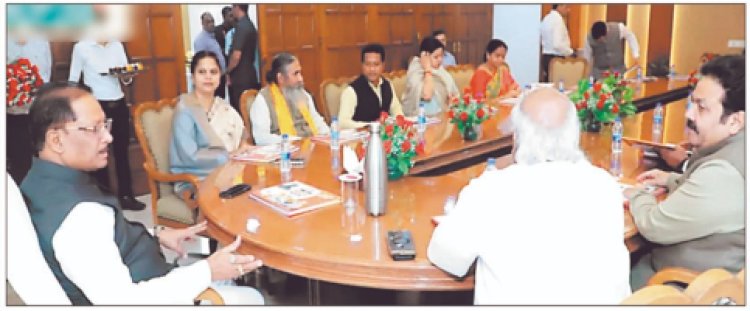 सीएम ने दिल्ली में छत्तीसगढ़ के सांसदों को कराया रात्रिभोज