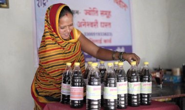 आत्मनिर्भरता की मिसाल : बालोद का पहला लखपति दीदी ग्राम बना औराटोला