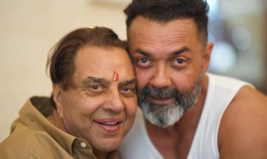 "शराब ने रिश्तों को बर्बाद किया..." पिता धर्मेंद्र का संघर्ष देख बॉबी देओल ने लिया नशे से दूर रहने का फैसला