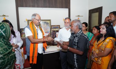 जनसेवा की मिसाल: सांसद बृजमोहन अग्रवाल ने 84 हितग्राहियों को वितरित किए चेक