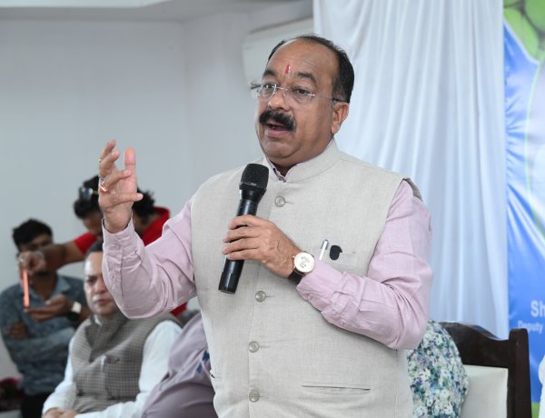 खेल को आगे बढ़ाने खिलाड़ी और खिलाड़ी को आगे बढ़ाने टूर्नामेंट आवश्यक : उप मुख्यमंत्री अरुण साव