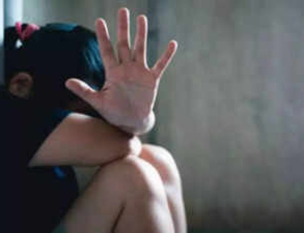 पांच साल की बच्ची से दुष्कर्म: मेडिकल जांच में पुष्टि, आक्रोशित लोगों ने उतई थाने का घेराव किया