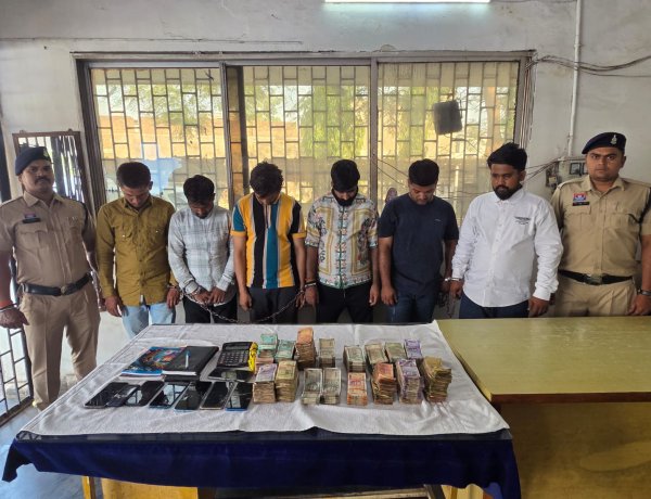 रायपुर में हाईटेक सट्टा रैकेट का भंडाफोड़, हिस्ट्रीशीटर समेत 6 गिरफ्तार, 9 लाख कैश बरामद