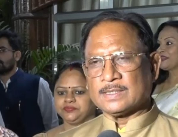 ‘इंडी’ गठबंधन ने किया घोर महापाप, महिलाओं के अधिकारों से किया खिलवाड़ : मुख्यमंत्री साय