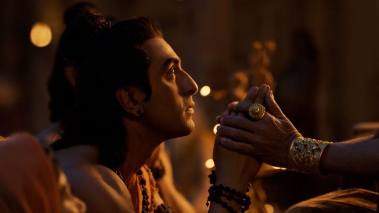 इंटरनेट पर 'रामायण' का जलवा: महागाथा के पहले लुक ने मचाया तहलका, करोड़ों दर्शकों ने सराहा