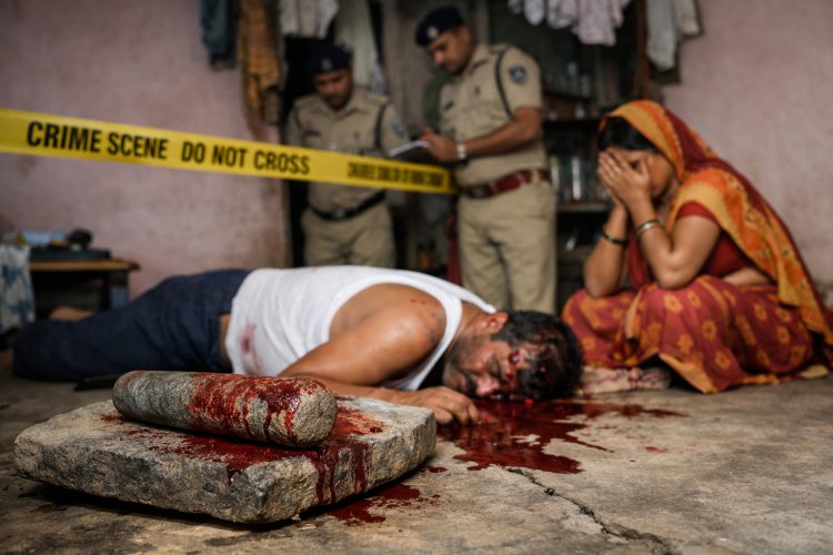 जमानत पर छूट कर घर पहुंचा था पति, पत्नी ने सिलबट्टे से वार कर कर दी हत्या