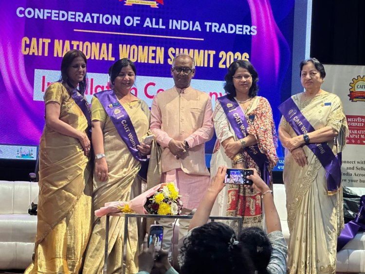 कैट महिला विंग की प्रदेश अध्यक्ष मधु अरोरा को नेशनल को-ऑर्डिनेटर सम्मान