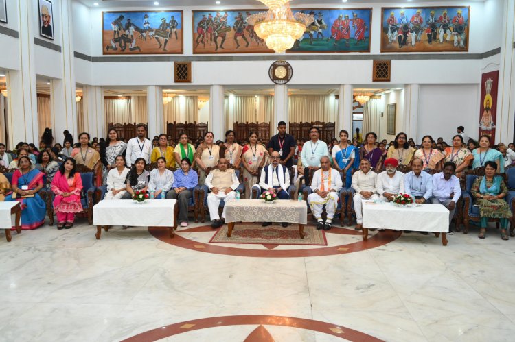 विद्यार्थी संवाद कार्यक्रम: युवा सपनों को मिला मार्गदर्शन, उज्ज्वल भविष्य की दिशा में प्रेरणादायक पहल