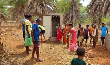 ग्रामीणों को स्वच्छता के प्रति किया जा रहा जागरूक