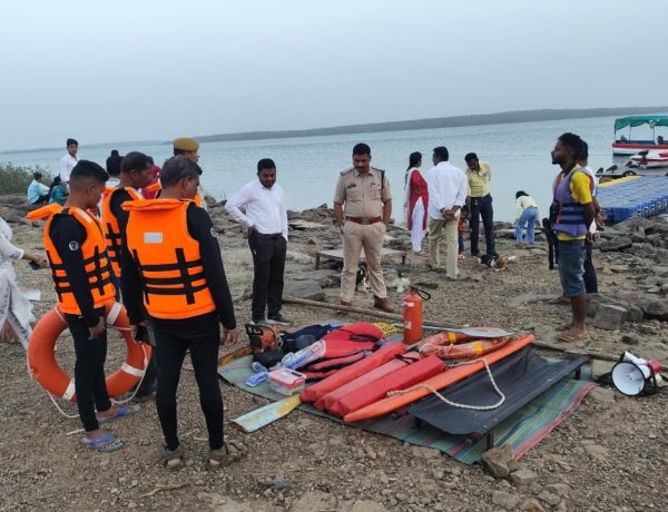 जबलपुर हादसे के बाद छत्तीसगढ़ में अलर्ट : बोटिंग और क्रूज सुरक्षा को लेकर प्रशासन सख्त