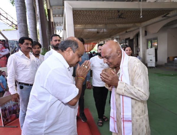 कुशालपुर में तेरहवीं कार्यक्रम में शामिल हुए विधायक पुरन्दर मिश्रा