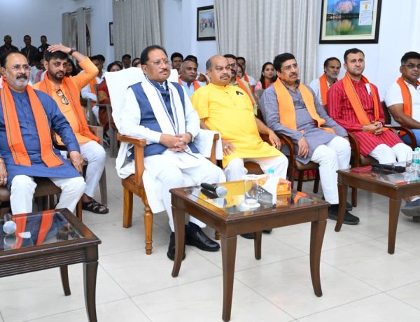 मन की बात में गूंजा छत्तीसगढ़ का गौरव: मुख्यमंत्री विष्णुदेव साय ने कहा - यह प्रदेश की प्रतिभा और विरासत को राष्ट्रीय सम्मान मिलने का क्षण