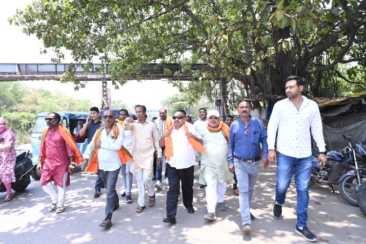 फाफाडीह अंडरब्रिज में जलभराव पर विधायक पुरंदर मिश्रा का सख्त एक्शन, मौके पर पहुंचकर अधिकारियों को दिए स्थायी समाधान के निर्देश