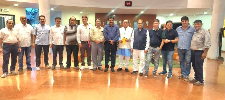 सेवा, संस्कार एवं समाजहित के संकल्पों के साथ संपन्न हुई  सिविल लाइंस सिंधी पंचायत की बैठक