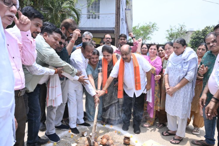 विधायक पुरंदर मिश्रा ने कविता नगर-गीतांजलि नगर को दी 1 करोड़ 70 लाख के नाला एवं पुलिया निर्माण की सौगात